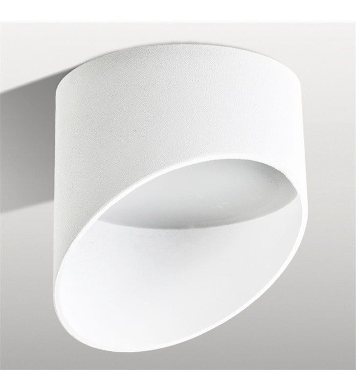 Oprawa sufitowa downlight nowoczesna biała matowa  Momo średnica 14cm asymetryczny klosz