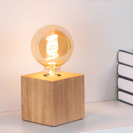 Minimalistyczna lampka Trongo drewniany sześcian bez abażura do salonu pokoju młodzieżowego