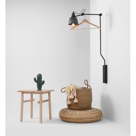 Wysoka grafitowa lampa ścienna Aida Gray łamane ramię np. nad sofę łóżko biurko stół styl loftowy industrialny