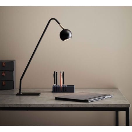 Elegancka nowoczesna lampka biurkowa Coco czarna z mosiężnym wykończeniem okrągły klosz bezbarwny przewód