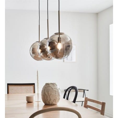 Szklana lampa wisząca Dione mosiądz antyczny 3 przyciemniane dymione okrągłe klosze 25cm do salonu sypialni jadalni nad stół