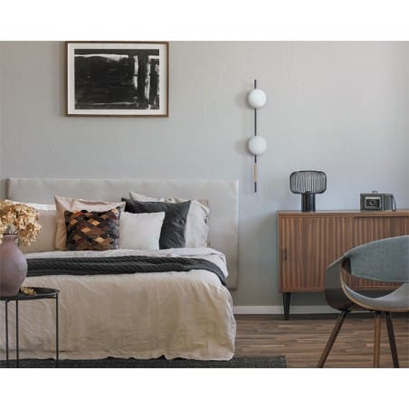 Wysoki nowoczesny czarny kinkiet z 2 okrągłymi szklanymi kloszami Tambo do salonu sypialni na przedpokój Kaja 2xE27