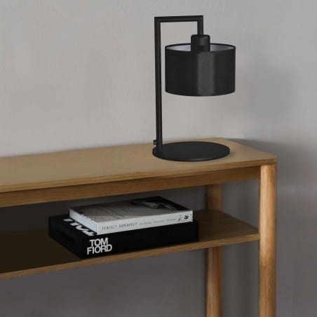 Czarna lampa stołowa Simone Black na stolik nocny komodę styl nowoczesny
