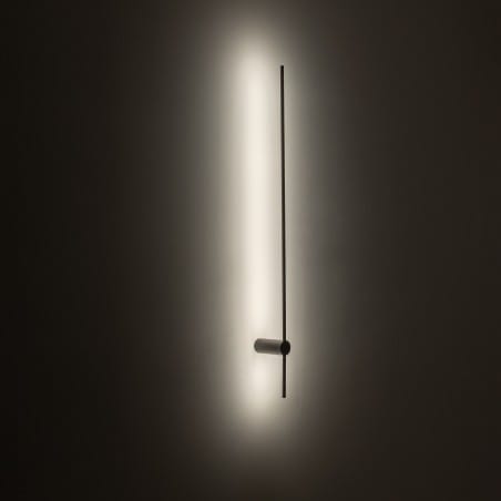 Sober minimalistyczny kinkiet pionowy LED 4000K czarny z długim wąskim kloszem do salonu sypialni
